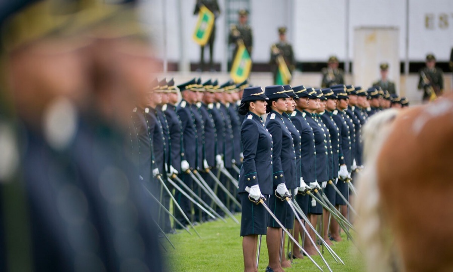 Petro pide a la cúpula Militar y de Policía priorizar recursos para el bienestar de la Fuerza Pública