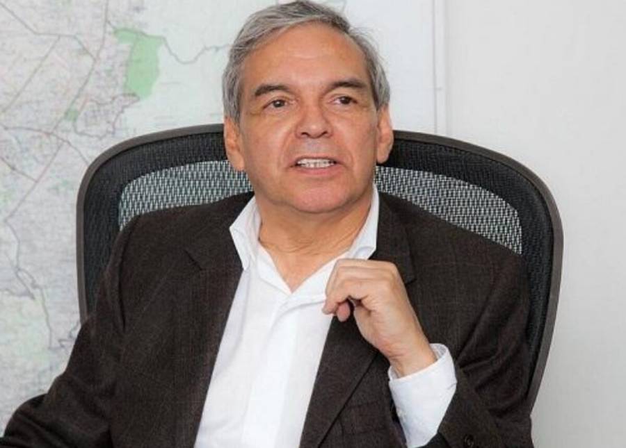 Ricardo Bonilla asegura que hace falta un alza más en la gasolina para cerrar el déficit en Colombia