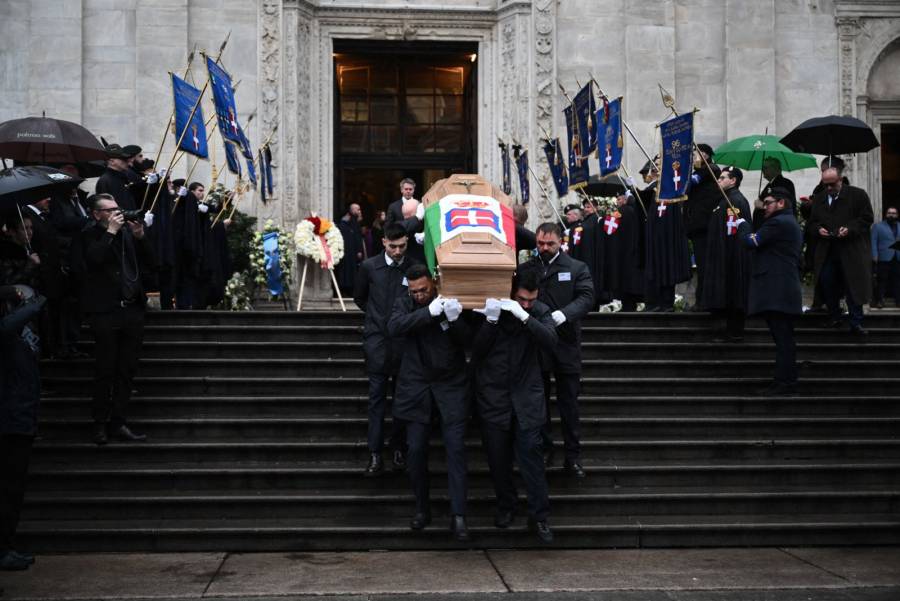 Miembros de la realeza asisten a los funerales de V&iacute;ctor Manuel de Saboya