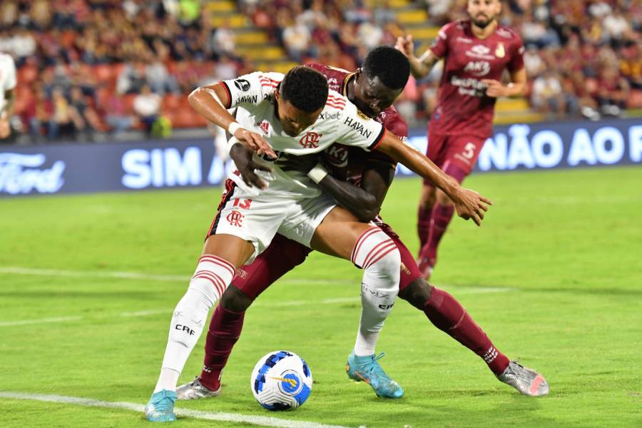Un Flamengo vigorizado enfrenta en la altura a Millonarios por Libertadores