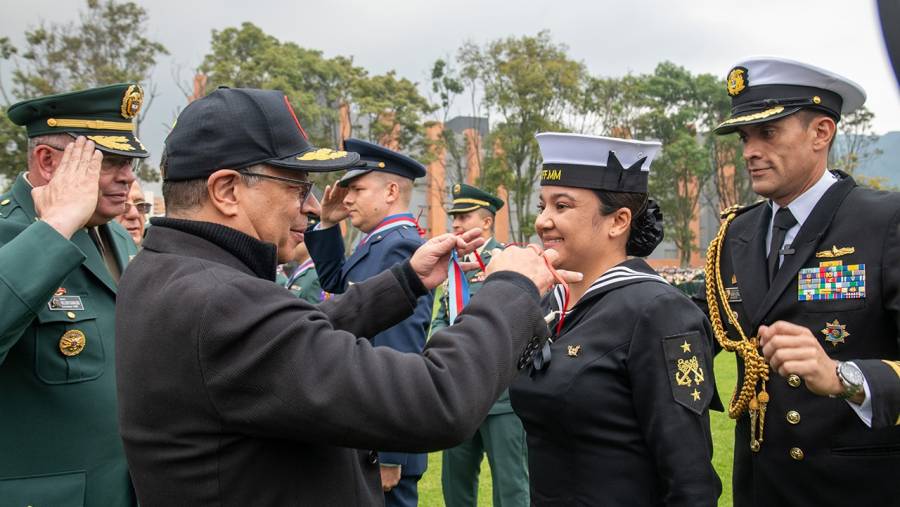 Crear el Comando General de las FF. MM., hace 73 a&ntilde;os, impidi&oacute; que los colombianos se mataran: Petro