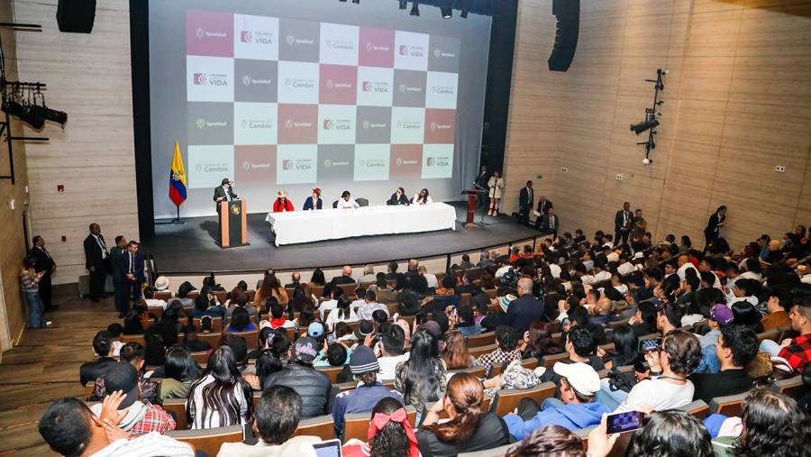 Quienes acabaron el Ministerio de la Igualdad no quieren la equidad en Colombia: Petro