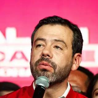 Ahora alcalde de Bogotá advierte de medidas más estrictas por uso de agua