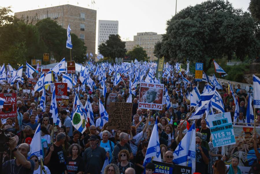 Miles de israel&iacute;es participan en protestas antigubernamentales
