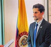 Sebasti&aacute;n Guanumen, nuevo embajador de Colombia en Chile