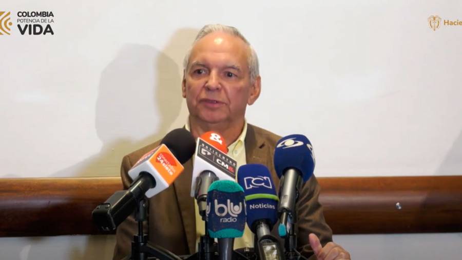 “La economía ya tuvo su aterrizaje forzoso y ahora se encamina a la recuperación”: MinHacienda