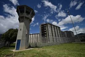 Informan sobre fuga de internos en complejo penitenciario de Bogot&aacute; 