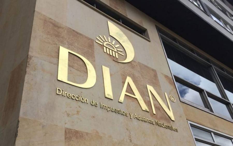 Fiscal&iacute;a y Dian citar&aacute;n a 16,000 colombianos por deudas de impuestos