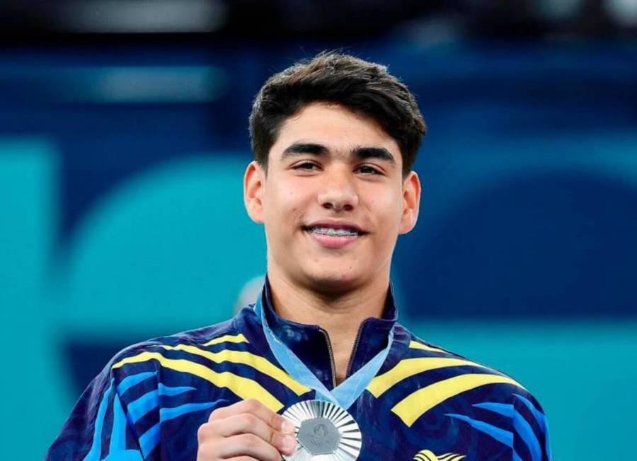&Aacute;ngel Barajas hace historia en gimnasia para Colombia con medalla de plata