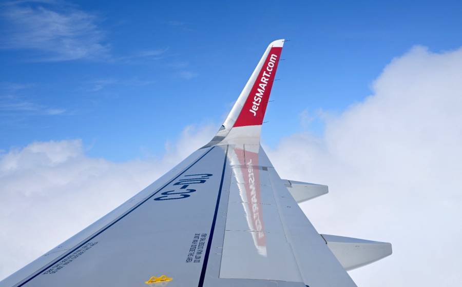 Pasajeros de JetSmart descontentos por cancelaci&oacute;n de vuelo Bogot&aacute;-Rionegro