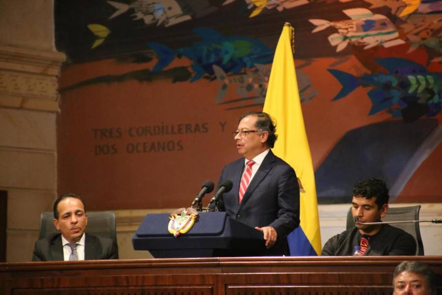 Tras rechazo del Congreso al presupuesto 2025, Petro lo decretar&aacute;