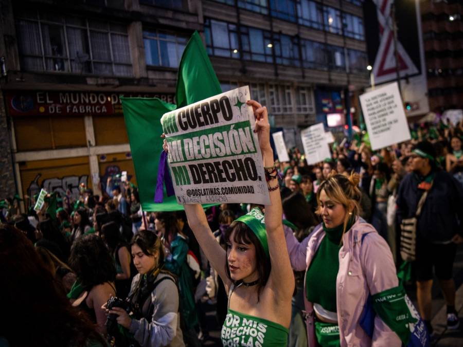 Colombia se resquebraja en garantías para el acceso al aborto, según un informe de Profamilia