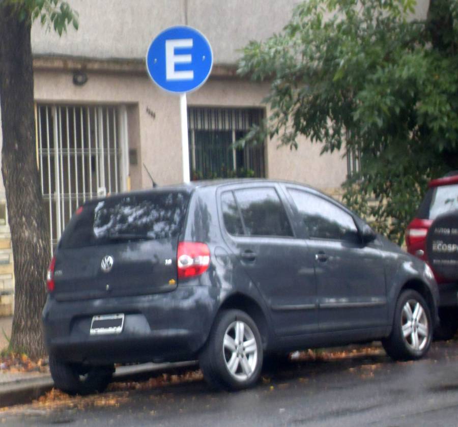 Cale&ntilde;os denuncian supuestas trabas para retirar veh&iacute;culos de los patios