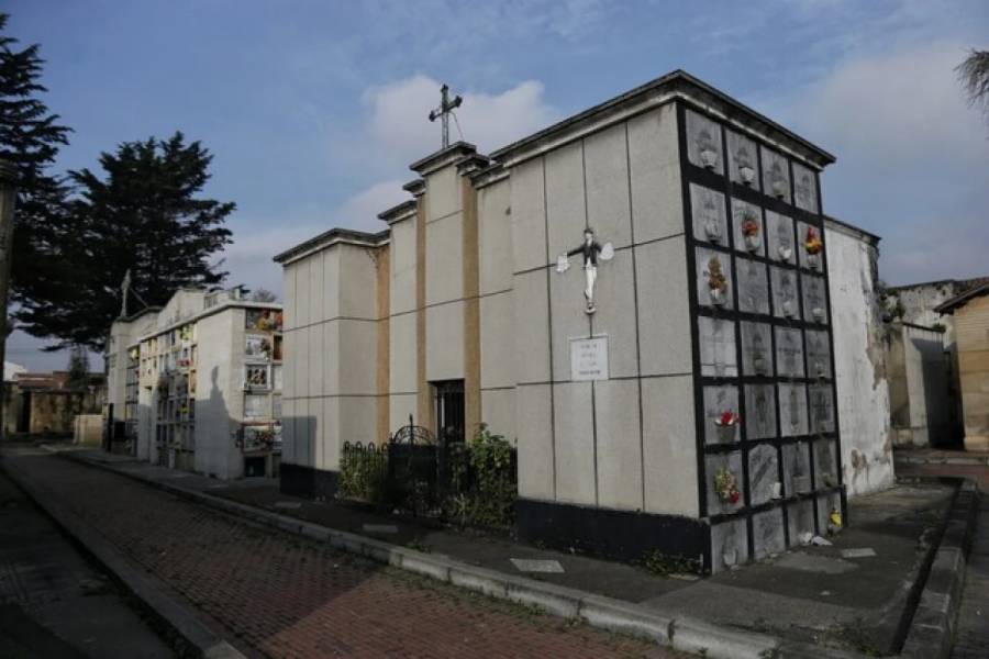Bogot&aacute; enfrenta escasez de b&oacute;vedas en cementerios, advierte la Personer&iacute;a