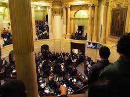 Controversia en el Senado colombiano: Reforma a la Justicia permite cerrar procesos con indemnización