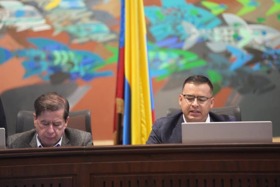 Denunciarán al presidente de la Cámara ante la Procuraduría por violencia política: “Ya no aguantamos más su grosería”