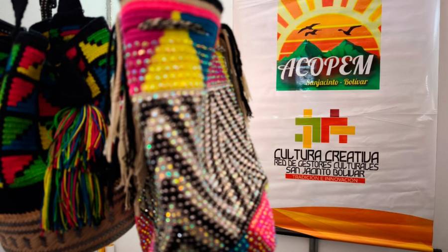 Emprendimientos de firmantes de paz est&aacute;n hoy en aniversario del Acuerdo de Paz