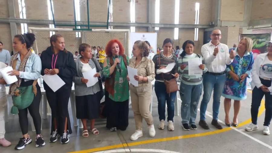 La Unidad para las V&iacute;ctimas repar&oacute; a 491 personas en Medell&iacute;n con pagos por m&aacute;s de 6.300 millones de pesos