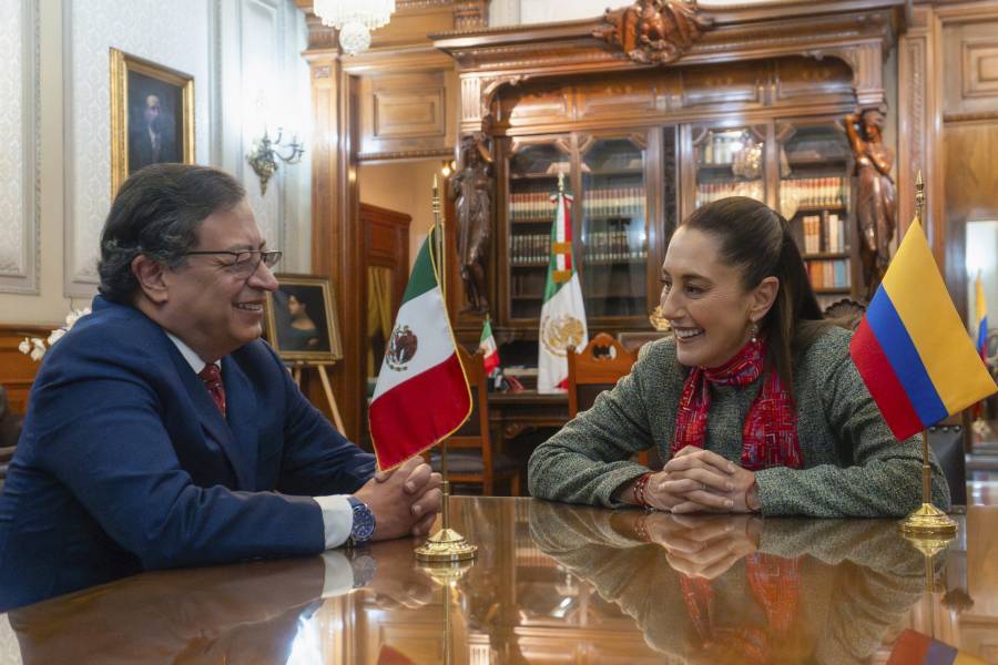Colombia y Panam&aacute; relanzan proyecto para interconexi&oacute;n el&eacute;ctrica