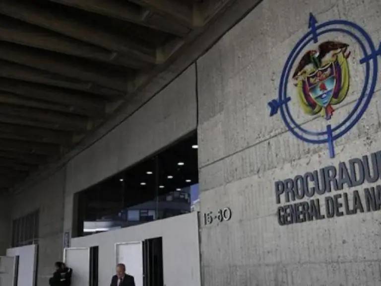 Contratos para víctimas bajo la lupa por posibles irregularidades
