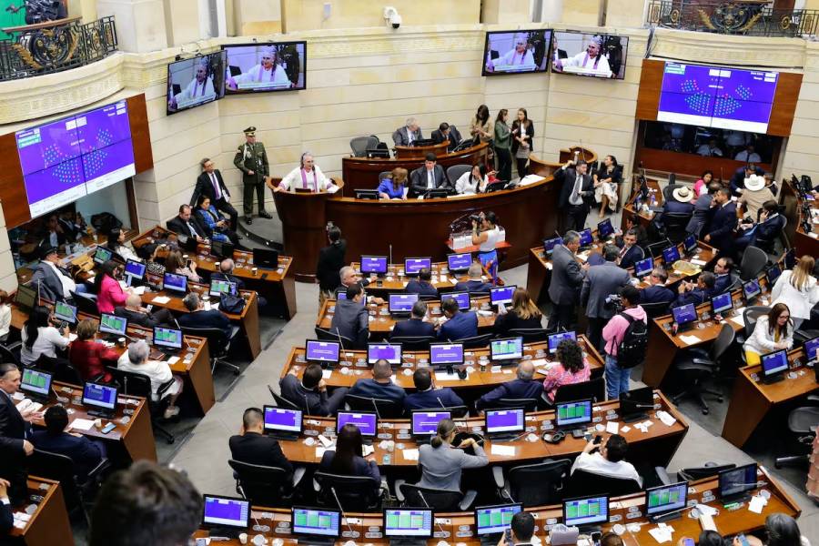 Revisión de presupuesto nacional busca garantizar la continuidad de Renta Joven en Colombia