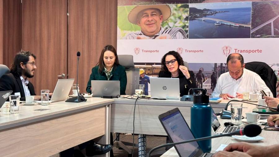 Gobierno solicitar&aacute; a Defensor&iacute;a del Pueblo y Procuradur&iacute;a verificar cumplimiento de acuerdos con transportadores