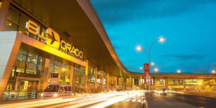 Afectaciones en el Aeropuerto El Dorado por densa niebla: vuelos suspendidos y retrasos