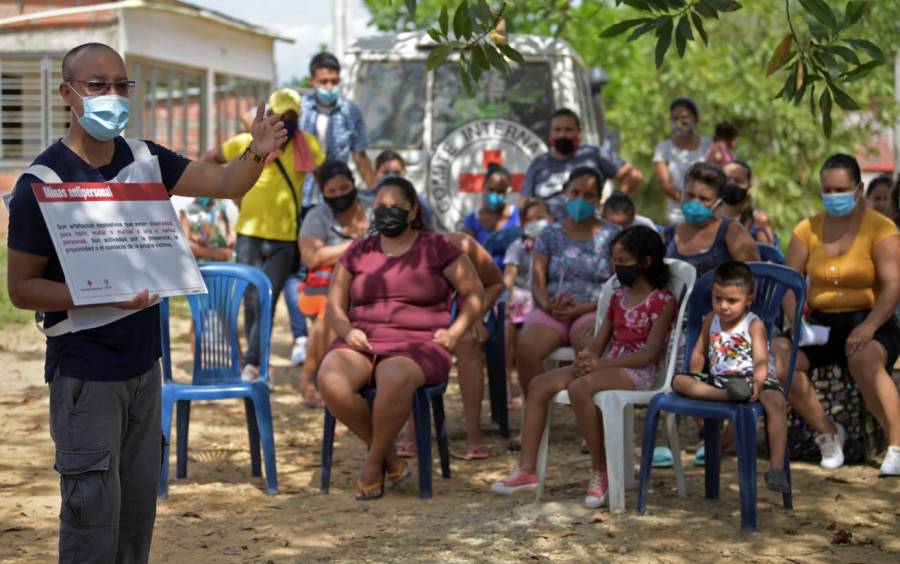 Gobierno refuerza atenci&oacute;n en salud y nutrici&oacute;n para desplazados en el Catatumbo