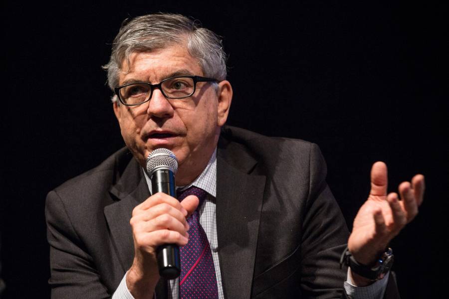 César Gaviria acusa al presidente Petro de 