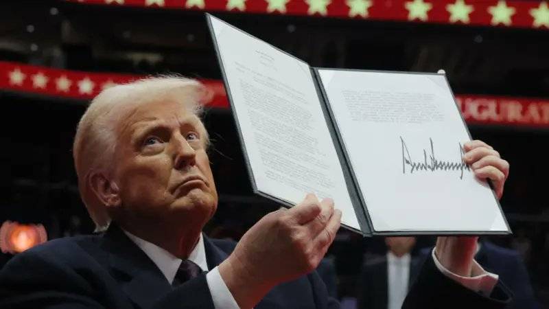 Trump impulsa las criptomonedas y la inteligencia artificial con nuevos decretos