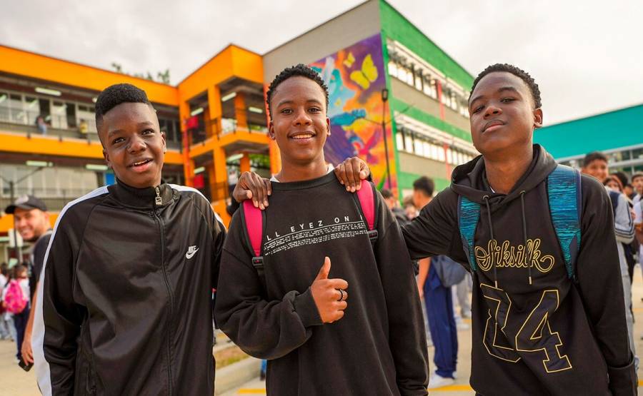 Tras a&ntilde;os de retrasos y abandono, obra educativa fue recuperada y terminada por el Gobierno de Petro