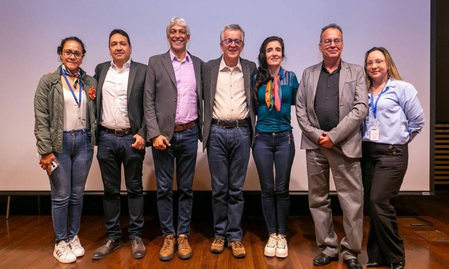 MinTIC y Colombia Compra Eficiente instalan Mesa de Diálogo para modernización del SECOP