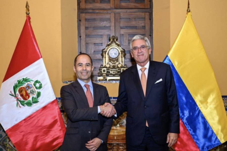 Colombia y Per&uacute; reanudan relaciones diplom&aacute;ticas con nuevos embajadores tras dos a&ntilde;os de tensiones