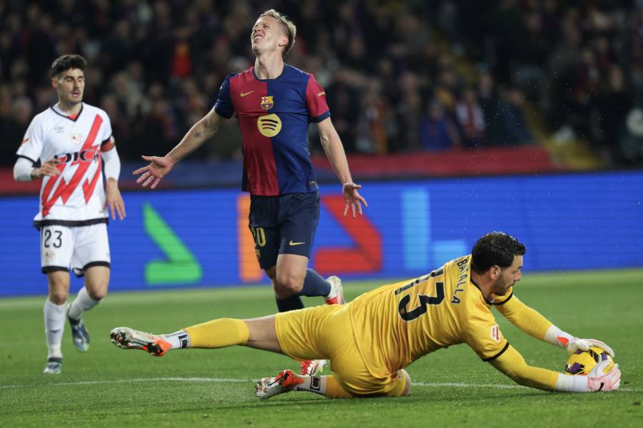 El Barcelona arrebata el liderato al Real Madrid tras ganar al Rayo (1-0)