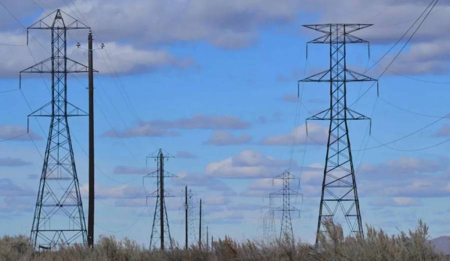 Crisis energética en Colombia: riesgo de apagón por deudas y retrasos en proyectos