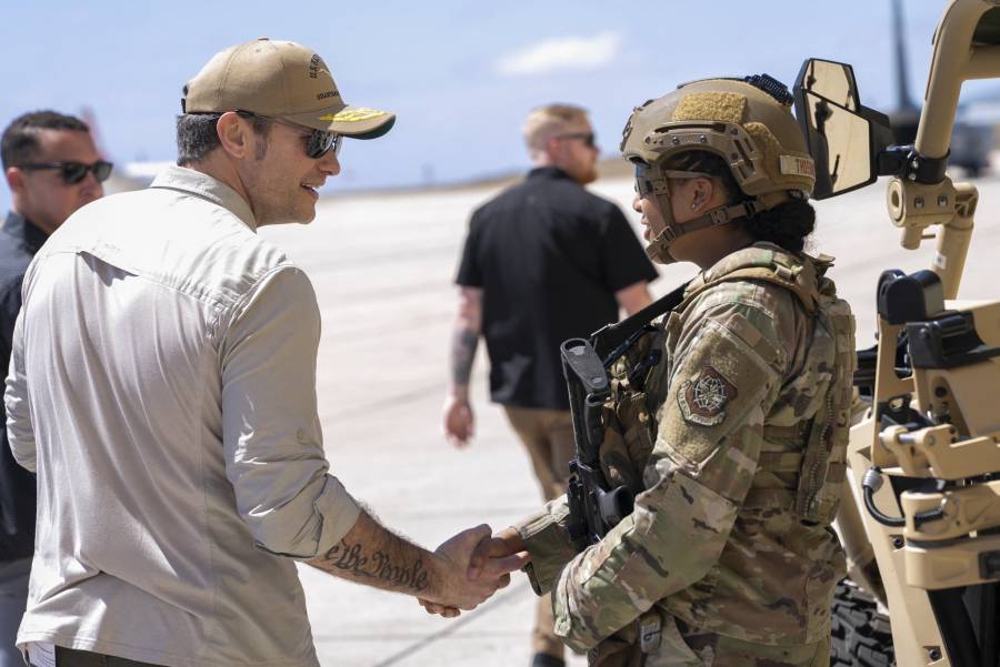 El jefe del Pentágono visita Guantánamo