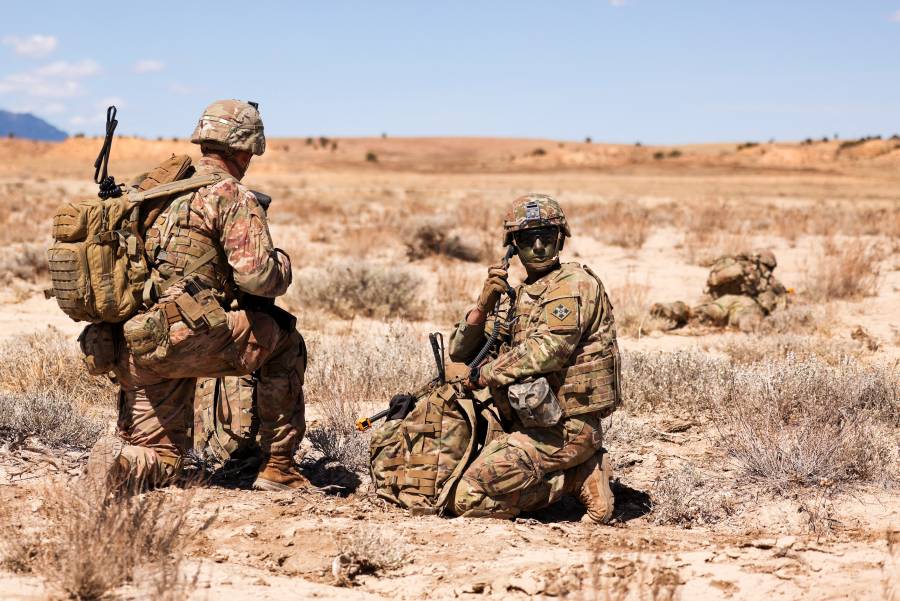 EUA envía más 3 mil militares a la frontera con México