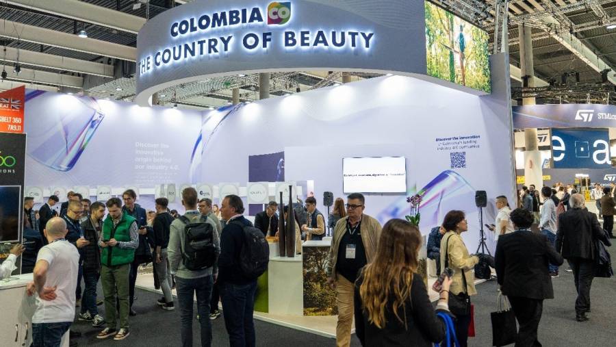 Colombia exhibe avances en conectividad e impulsa su industria tecnológica en el Mobile World Congress 2025