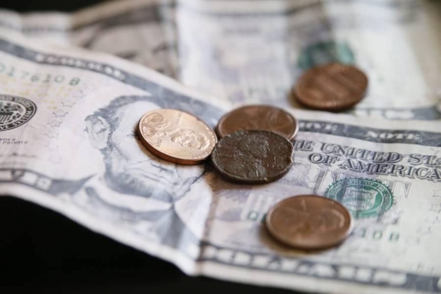 Inflación en EEUU registra un leve ascenso en enero; Trump se lo atribuye a Biden