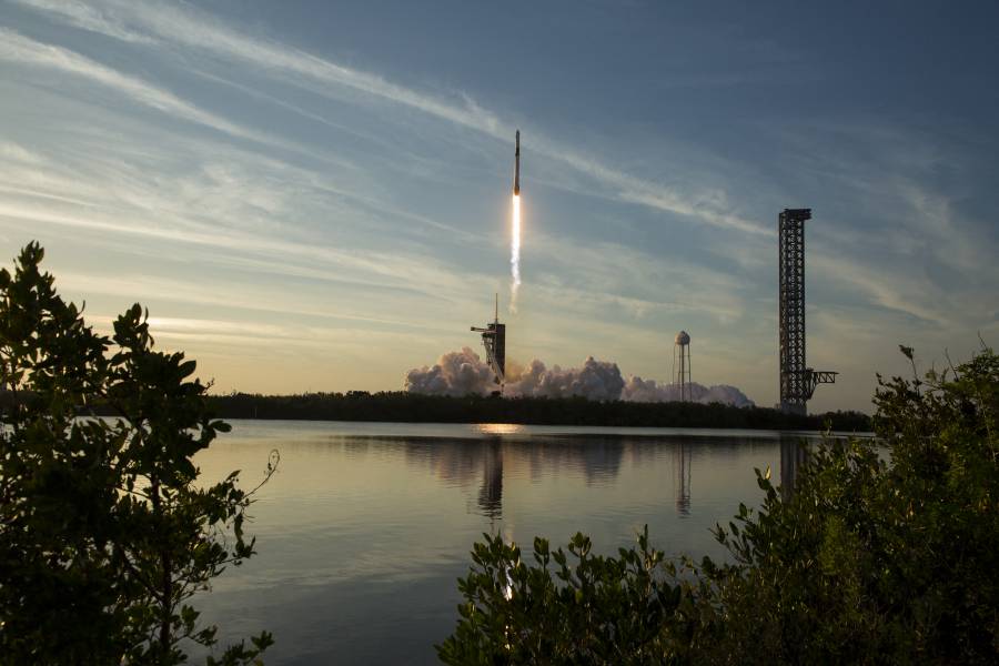 Regreso de los astronautas varados: lanzamiento del cohete SpaceX a la ISS