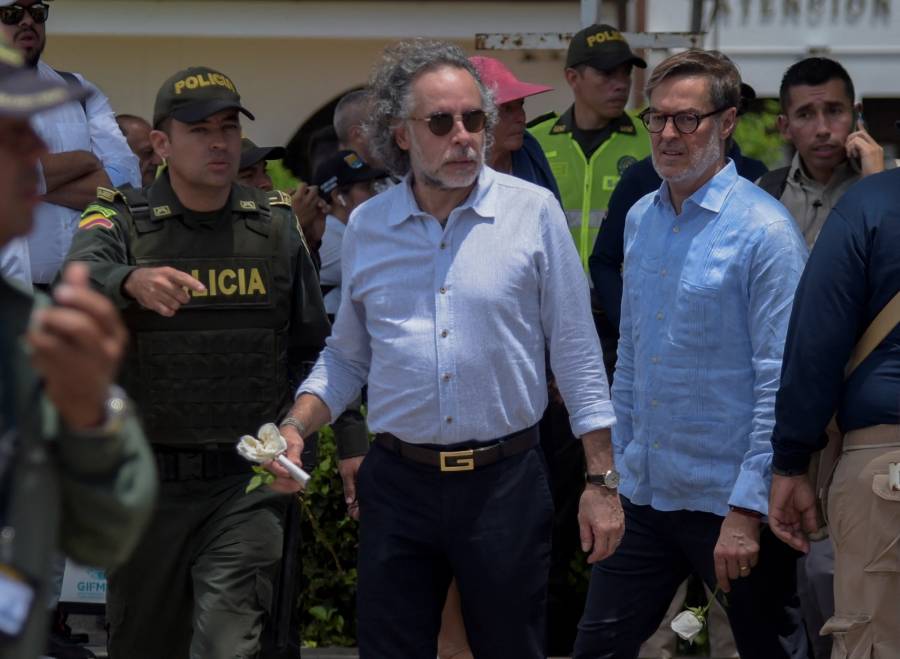 Armando Benedetti asegura que la consulta popular podría superar los 13 millones de votos necesarios