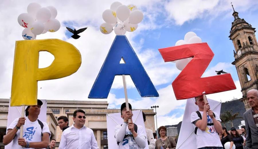 Gobierno colombiano y disidencias de las FARC reanudar&aacute;n di&aacute;logos de paz en abril tras captura de alias 