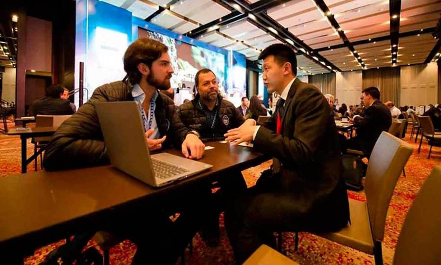 El 75% de la inversión extranjera en 2024 beneficia a sectores no minero energéticos