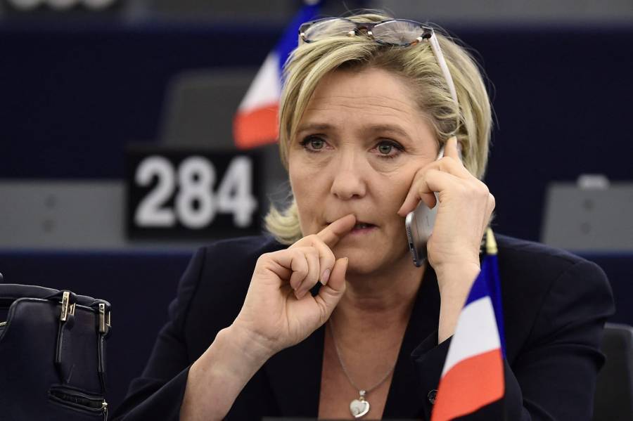 La ultraderechista Le Pen pasa a la ofensiva para poder presentarse a la presidencial de Francia
