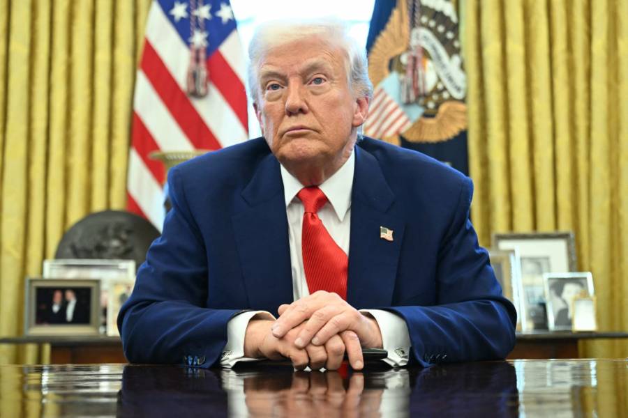 Trump firma orden para aumentar la presión del agua en las duchas