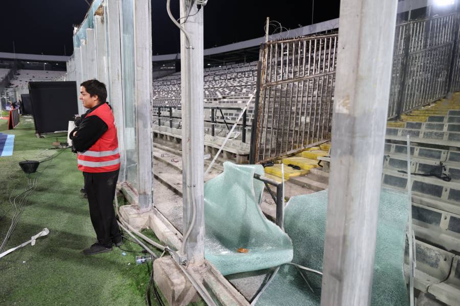 Dos hinchas mueren en estampida en Santiago y ensombrecen jornada de Libertadores