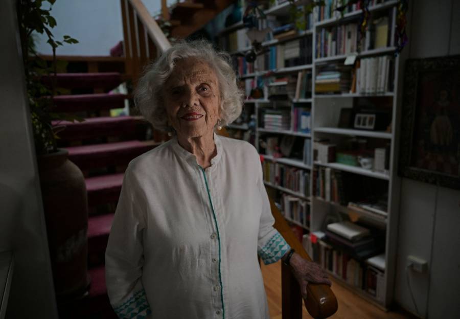 Escritora mexicana evoca el día que Vargas Llosa noqueó a García Márquez