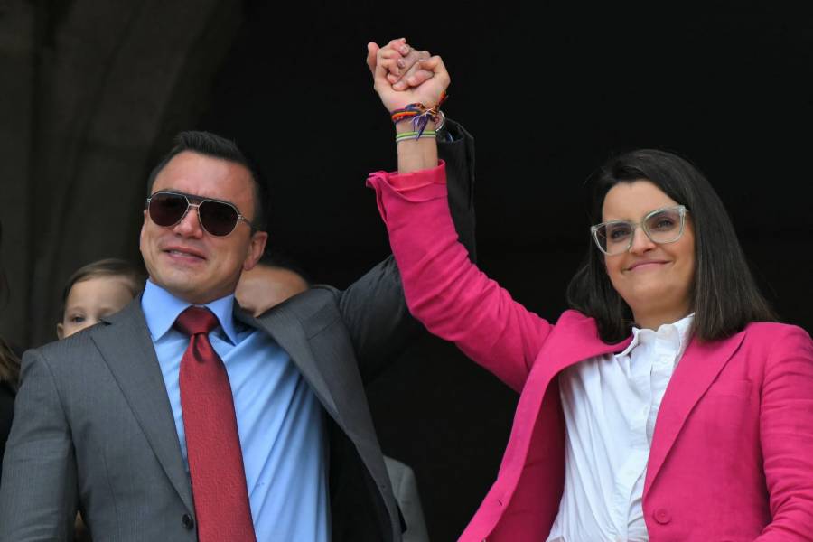 Petro denuncia detención de observadores electorales colombianos en Ecuador