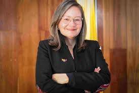 Ministra denuncia posible envenenamiento tras intoxicación de cuatro personas en Montería
