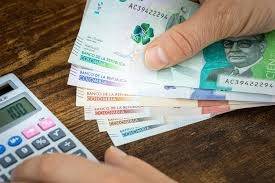 Empresarios preocupados y peso colombiano golpeado tras suspensión de línea crédito del FMI